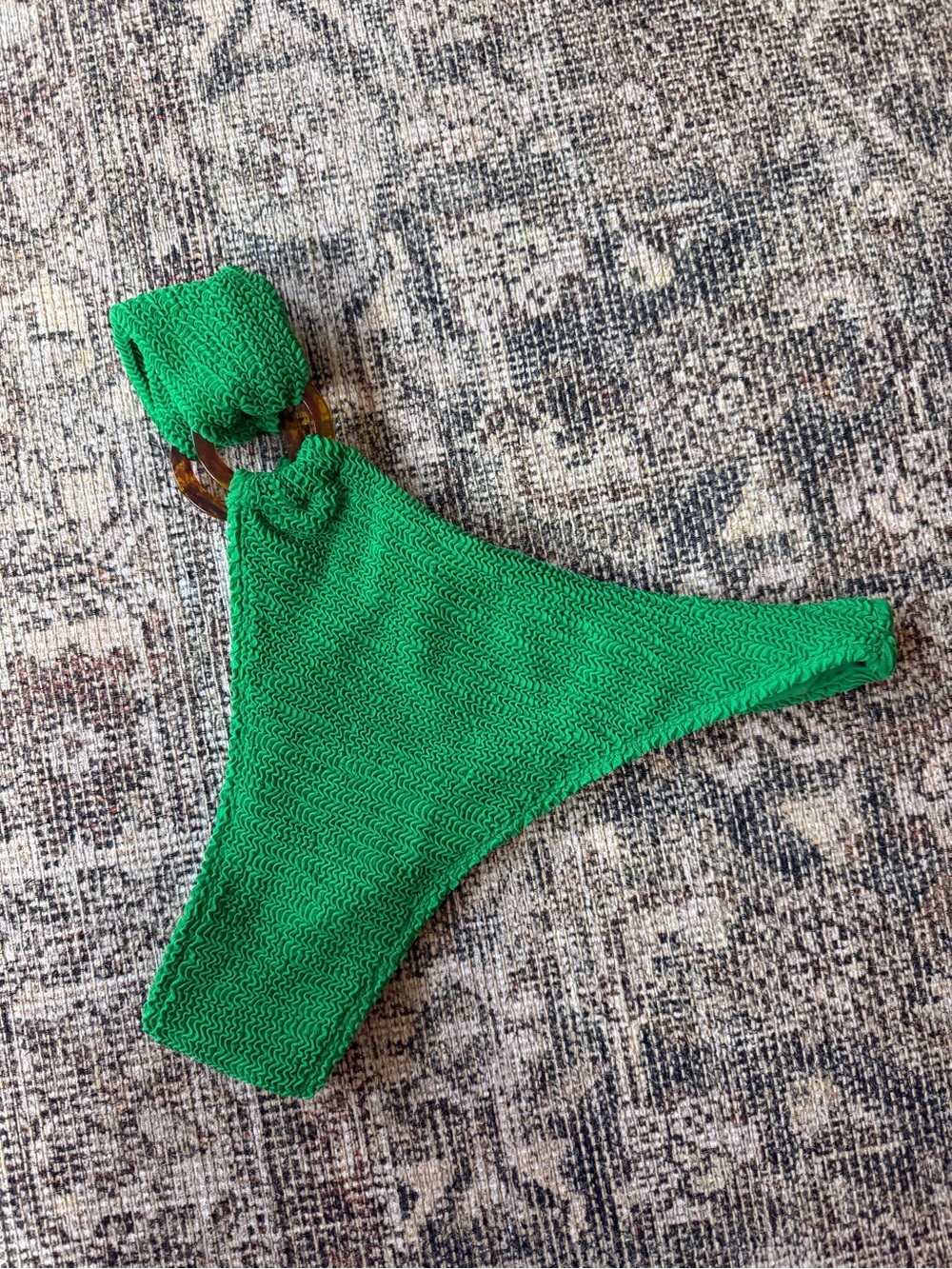 Monday Swimwear Green Crinkle Set (L top/M bottoms) - Picture 2 of 3